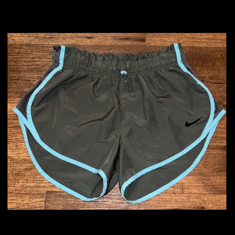 Nike Dry Dri-Fit Standard Fit Running Shorts W/Lining & Turquoise Piping & Trim